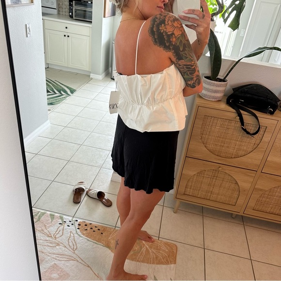 Zara Voluminous Bandeau Puff Ruffle Crop Top in Oyster White, Size Medium - Picture 13 of 14